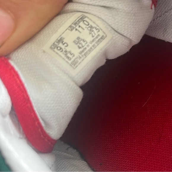 Multi Color/Color Block Vansz 9.5. Vans Old Skool. - Picture 5 of 5